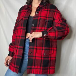 Vintage Lizwear buffalo plaid check mackinaw jacket coat insulated liz claiborne